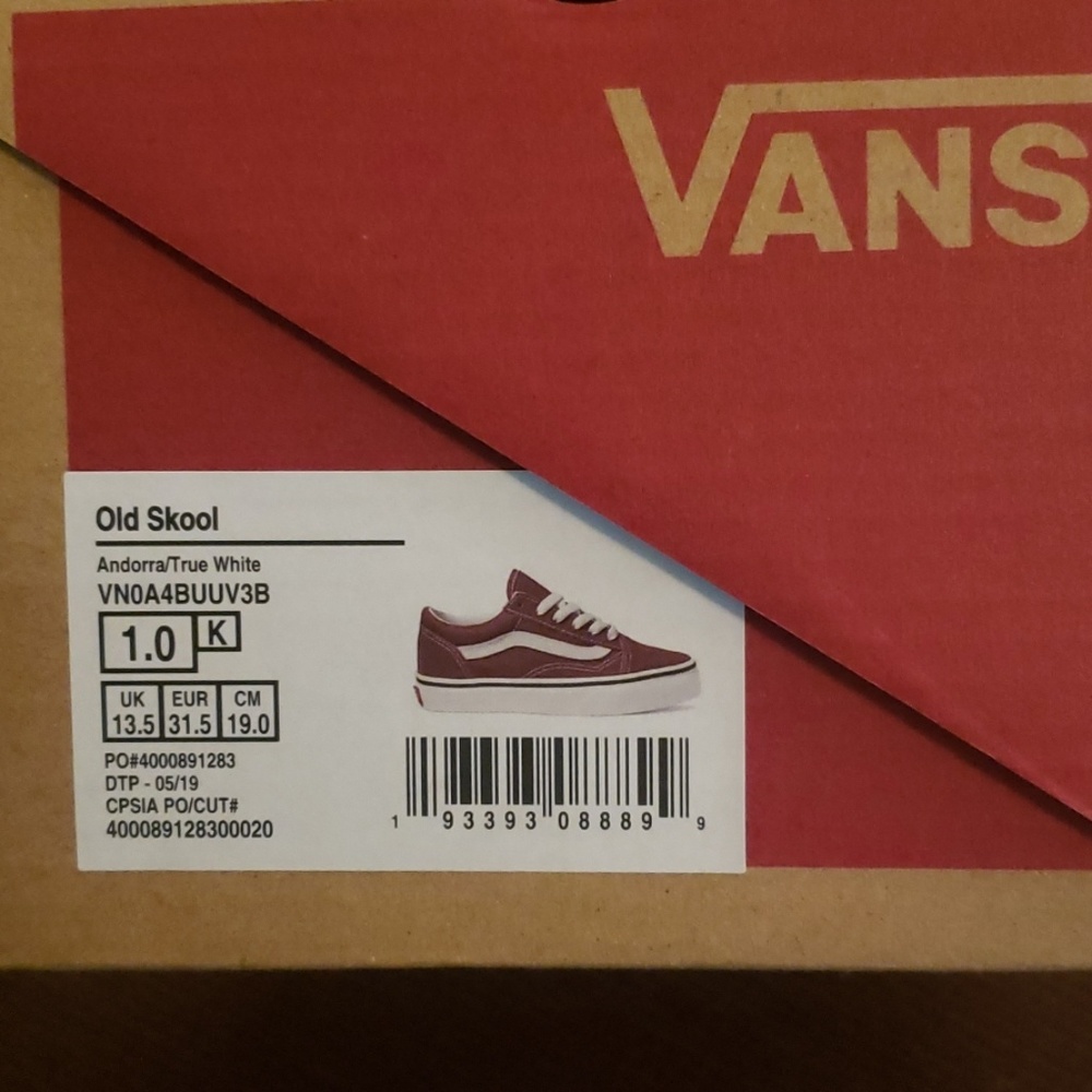Shoes - Picture 2 of 3